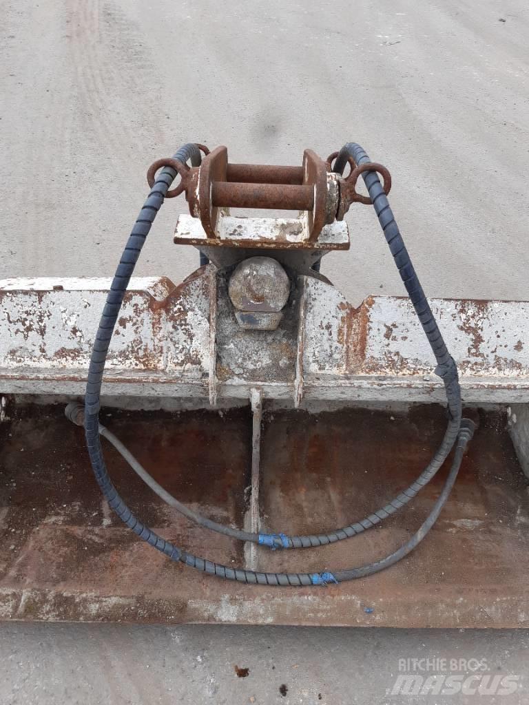  Renomag B3S1500TL V Łyżki do ładowarek