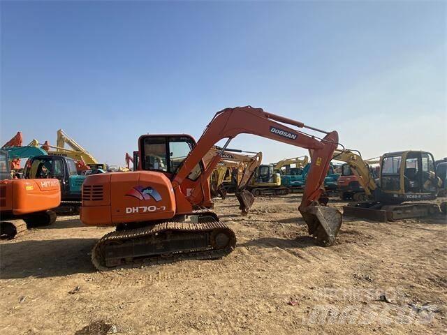 Doosan DH70-7 Minikoparki