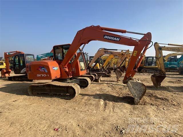 Doosan DH70-7 Minikoparki