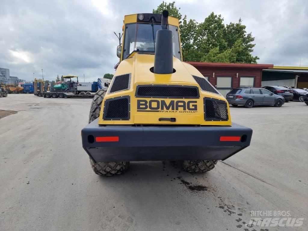 Bomag BW 213 D H-4 Walce jednobębnowe