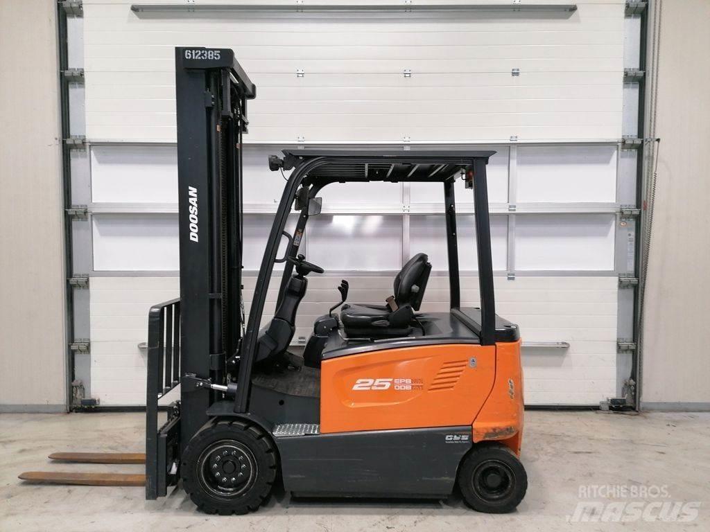 Doosan B25X-7 Wózki elektryczne