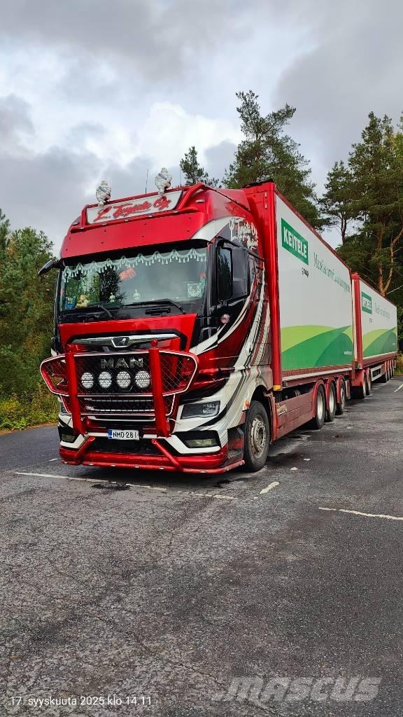 MAN TGX 15.2 Pojazdy do transportu zrębki
