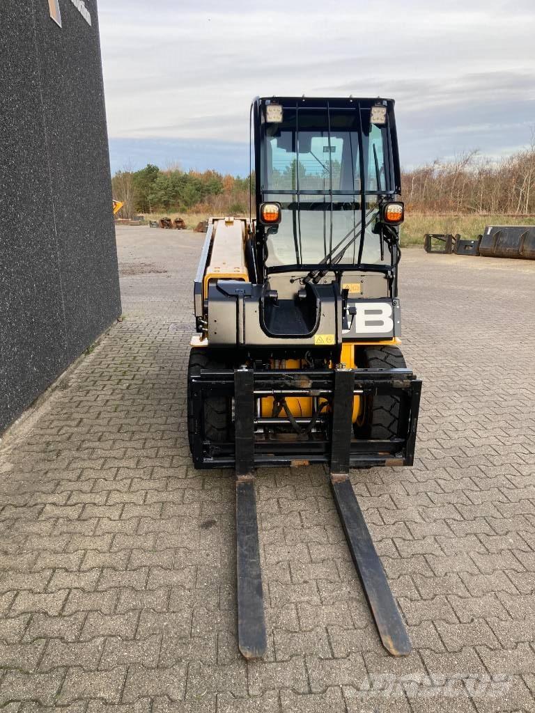 JCB TLT 35 Ładowarki teleskopowe