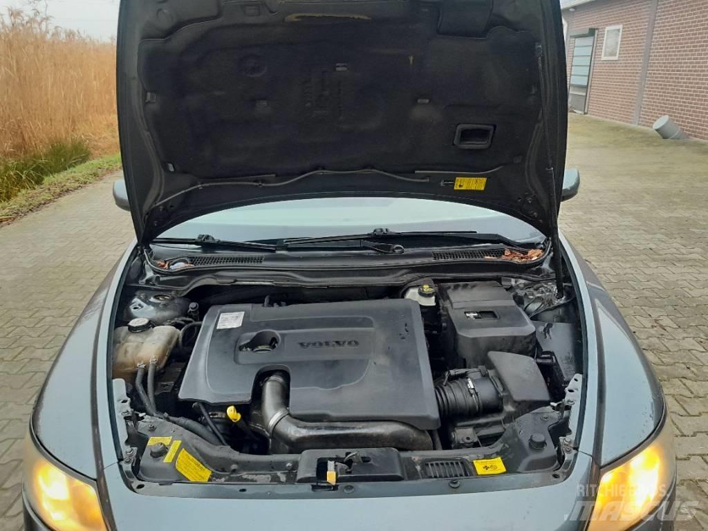 Volvo 1.6 D momentum Samochody osobowe