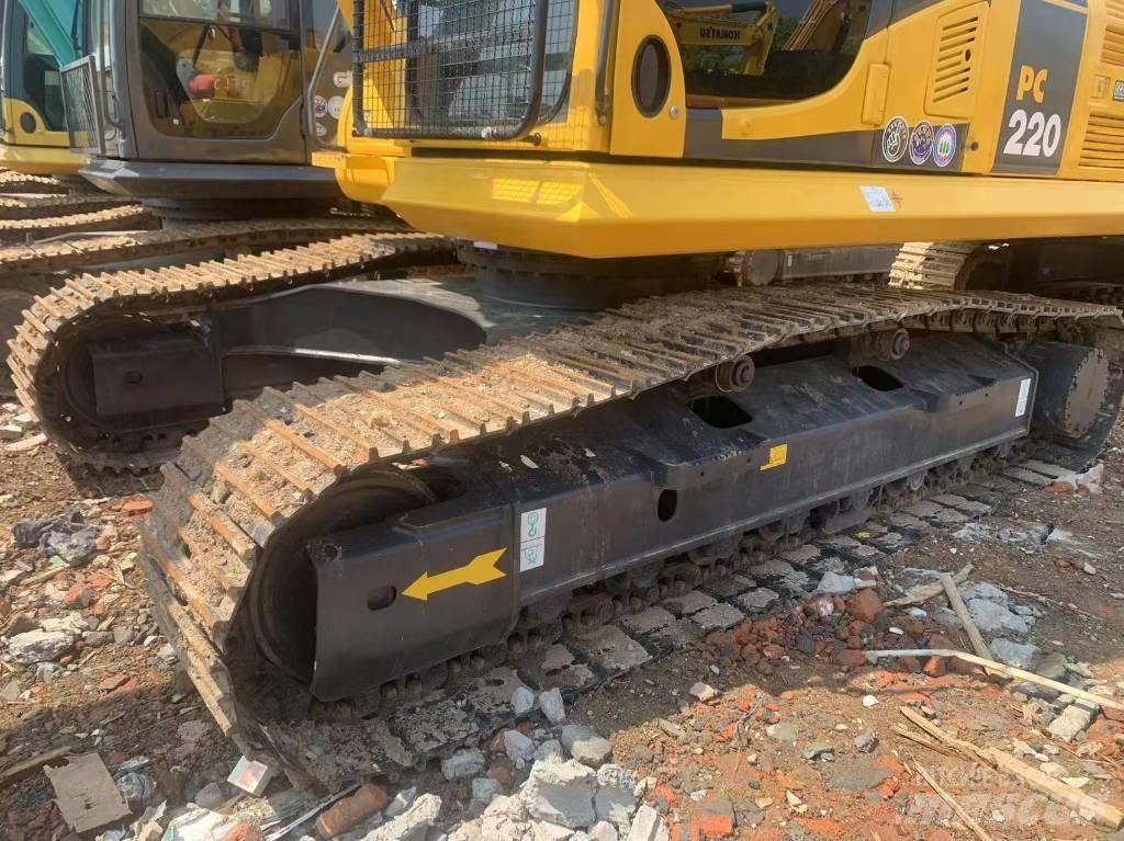 Komatsu PC 200-8 Midikoparki  7t - 12t