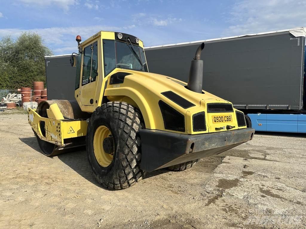 Bomag BW213-DH4 Walce jednobębnowe