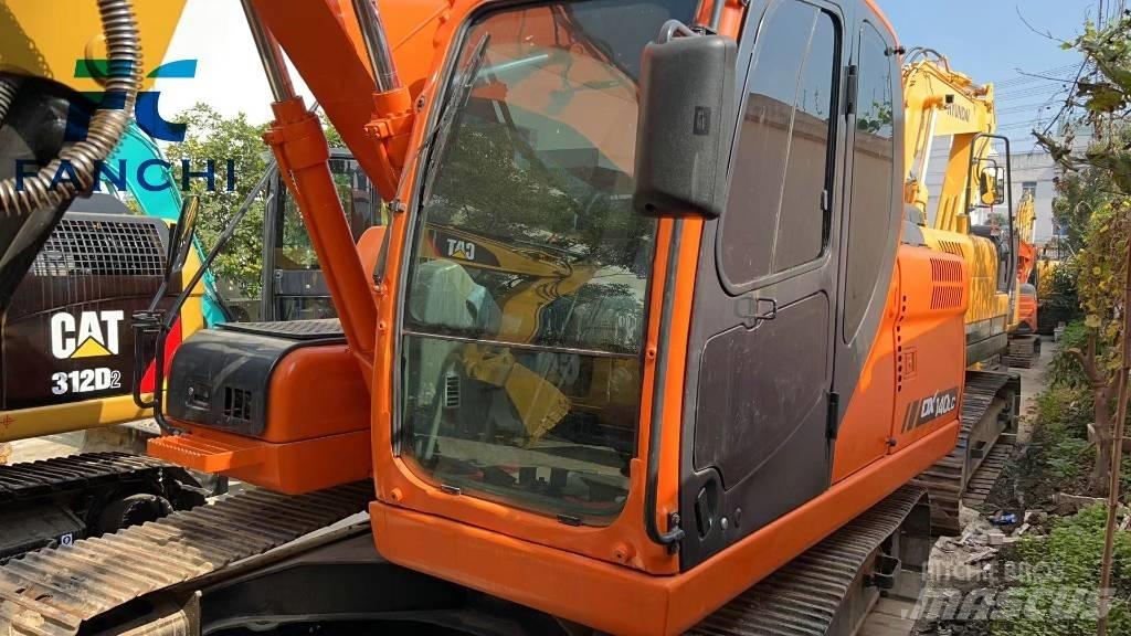 Doosan DX 140 LC Koparki kołowe
