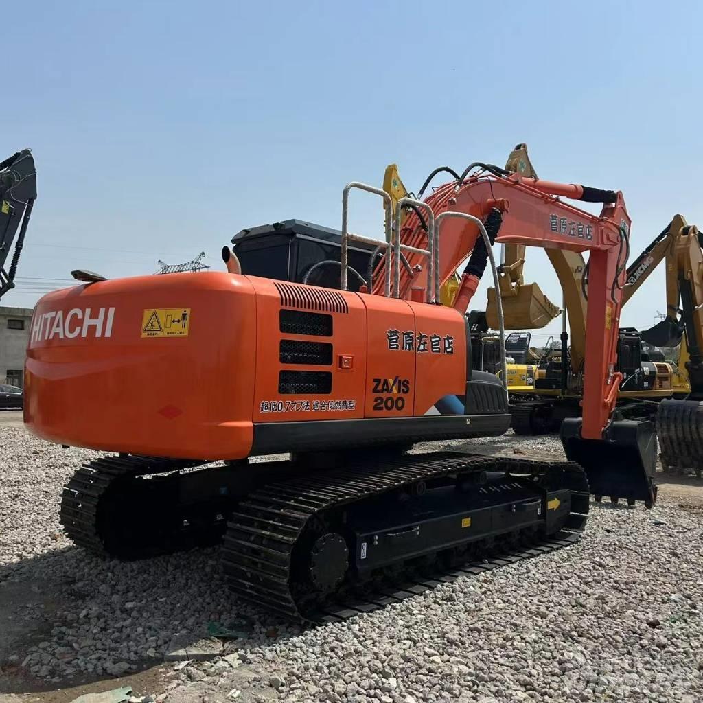 Hitachi 200-3 Koparki gąsienicowe