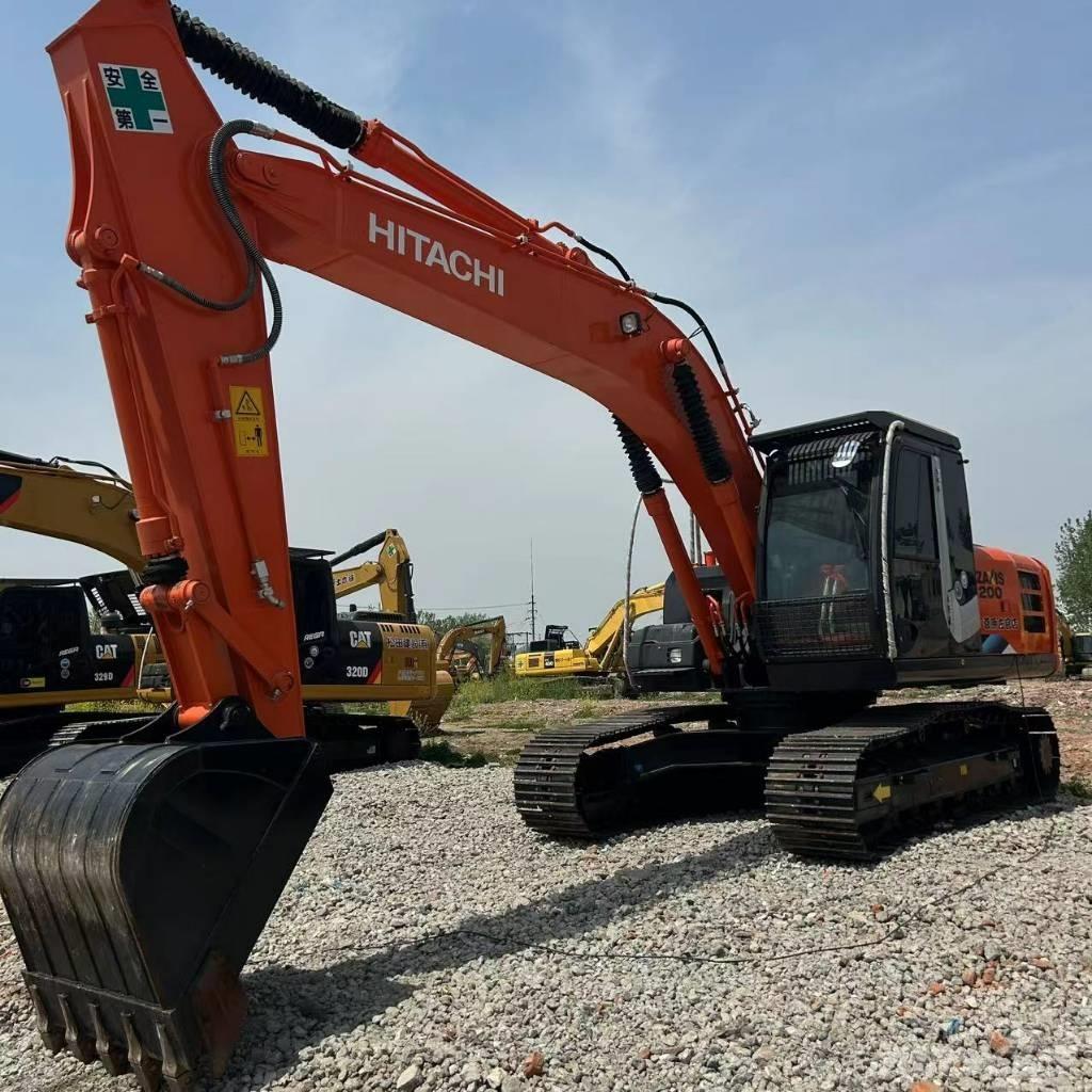 Hitachi 200-3 Koparki gąsienicowe
