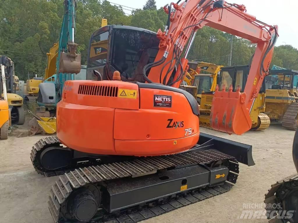 Hitachi ZX 75 Midikoparki  7t - 12t