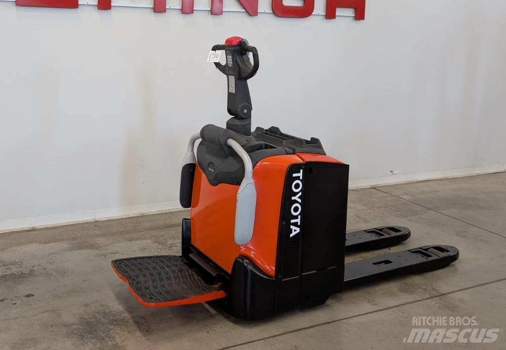 Toyota 10794 LPE200 Wózki elektryczne