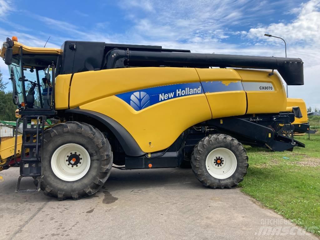 New Holland CX 8070 Kombajny zbożowe