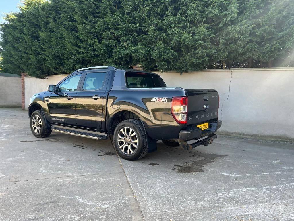 Ford Ranger Pick-upy / Pojazdy z otwieranymi burtami