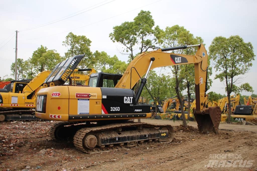 CAT 326D Koparki gąsienicowe
