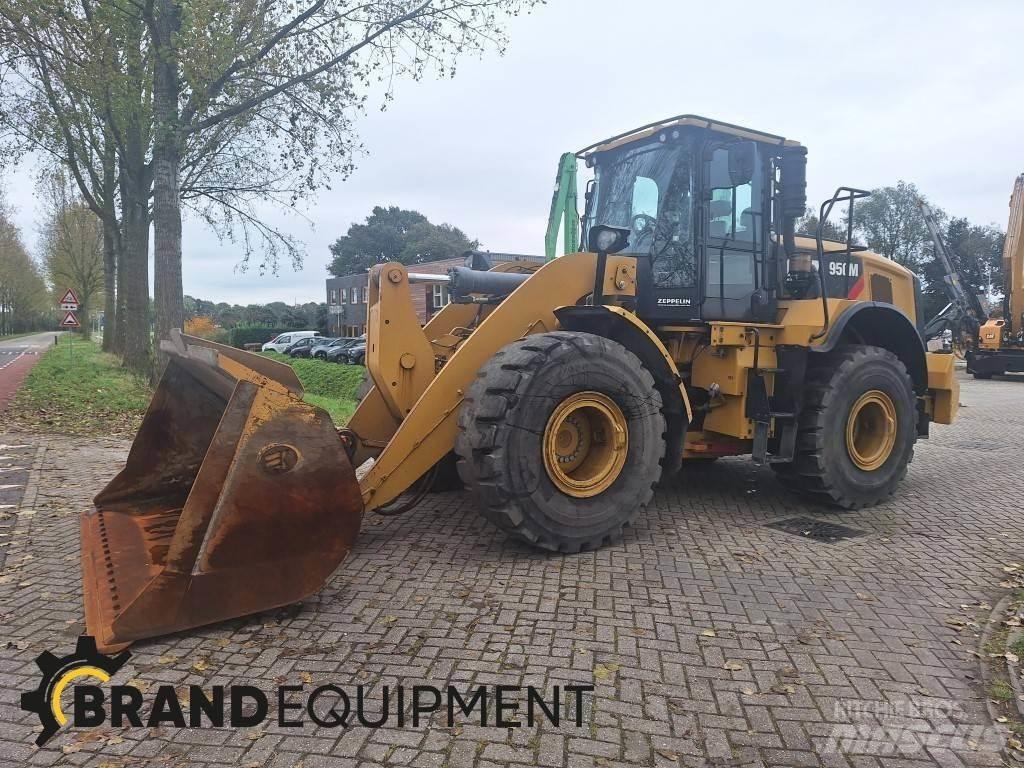 CAT 950M Ładowarki kołowe
