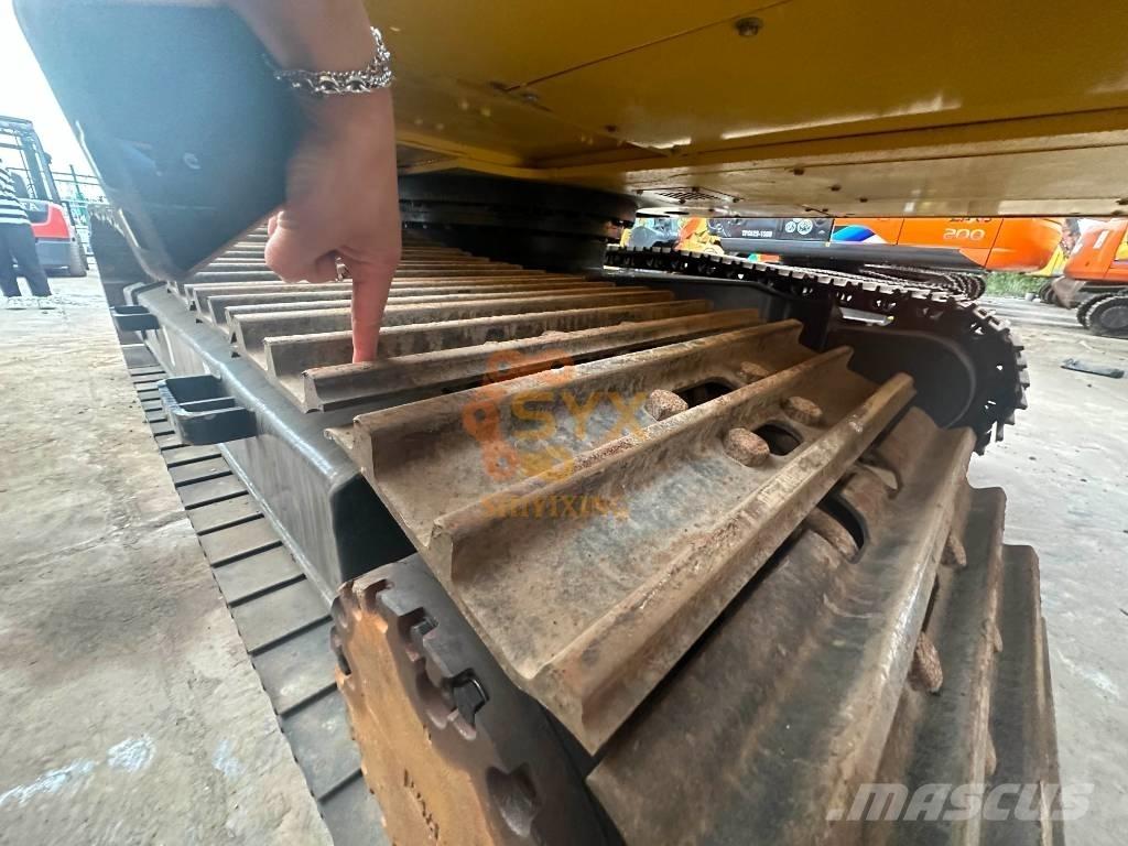 Komatsu PC 220-8 Koparki gąsienicowe