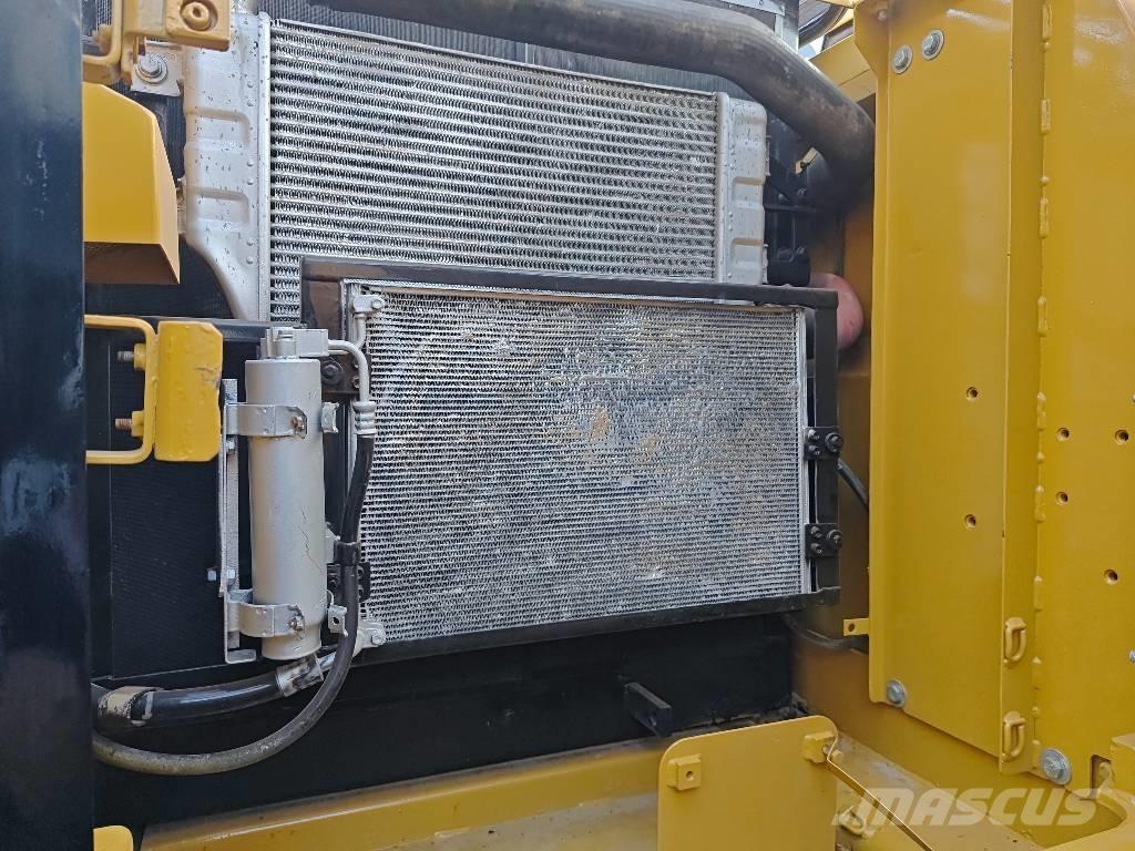 CAT 320 D Koparki gąsienicowe