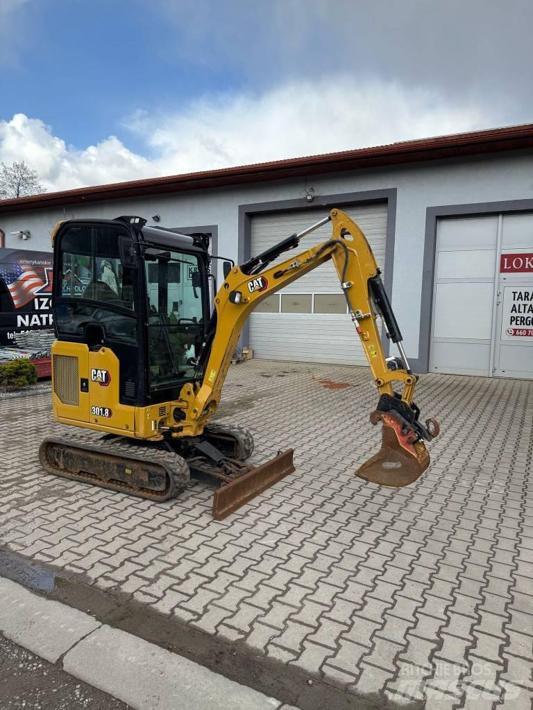CAT 301.8 Minikoparki