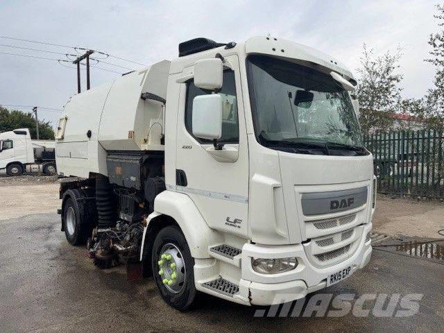 DAF LF 220 Zamiatarki