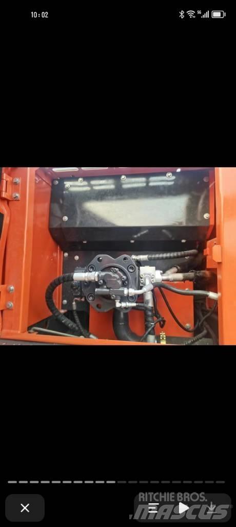 Doosan DX 220 Koparki gąsienicowe