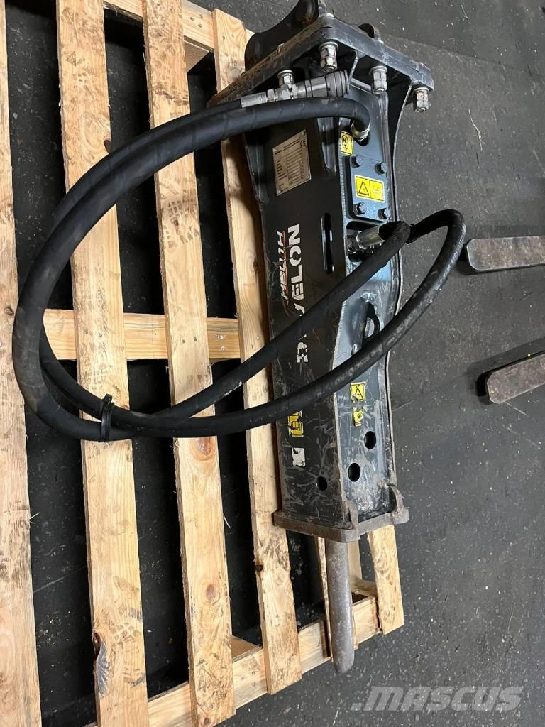 Develon HB01 Młoty hydrauliczne