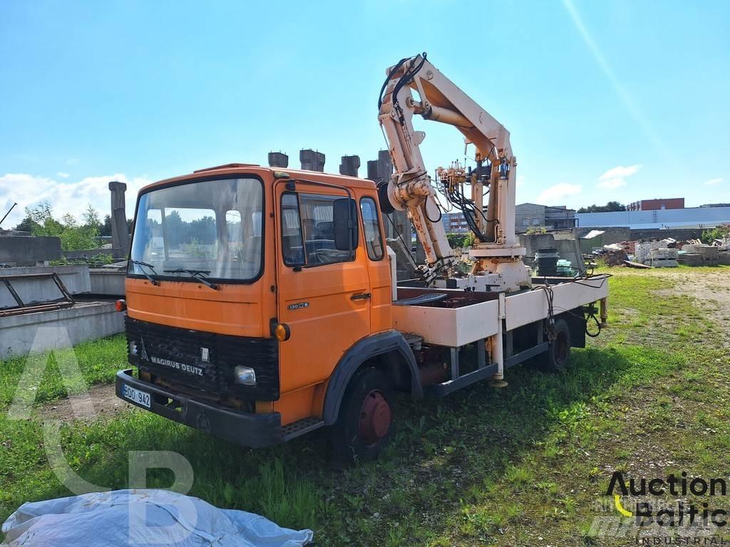 Magirus 130 M 8 Ciężarówki typu Platforma / Skrzynia