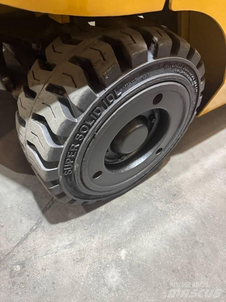CAT GC 40 K S TR Wózki widłowe inne