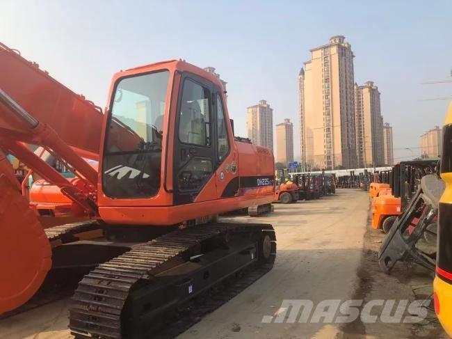 Doosan DH 225 LC-9 Koparki gąsienicowe