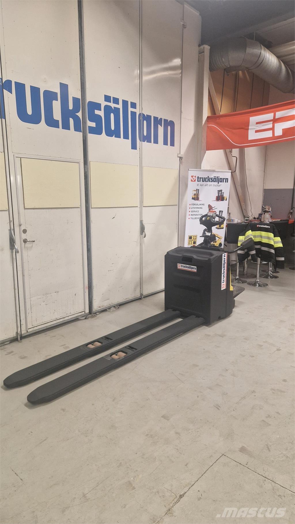 Hyster P2.5S Wózki widłowe unoszące z dyszlem