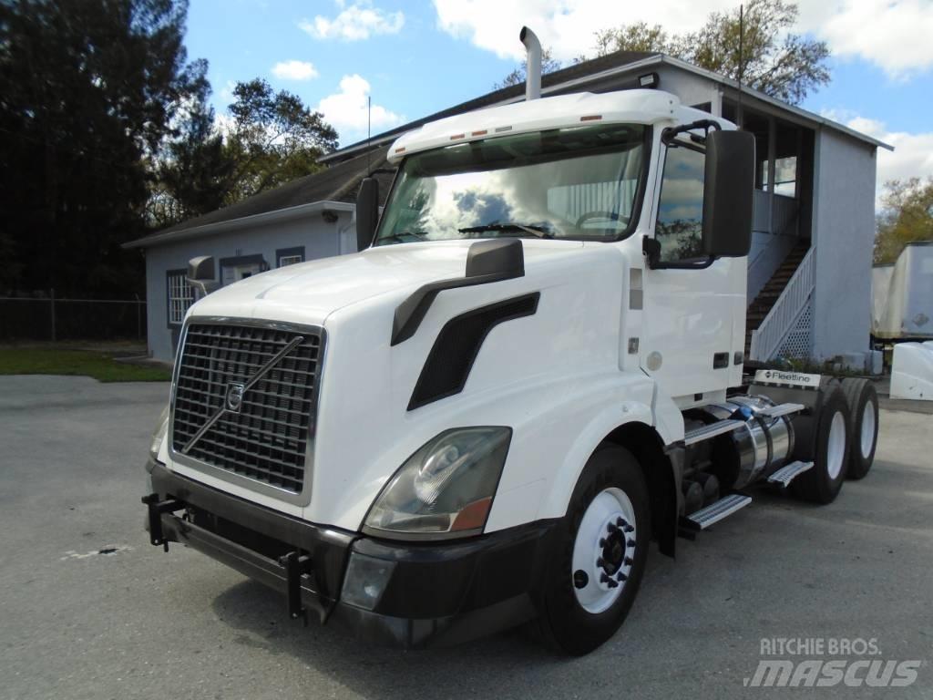 Volvo VNL 64 300 Ciągniki siodłowe
