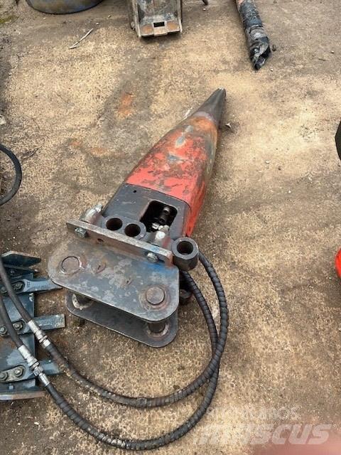 Rammer IN 15 Młoty hydrauliczne