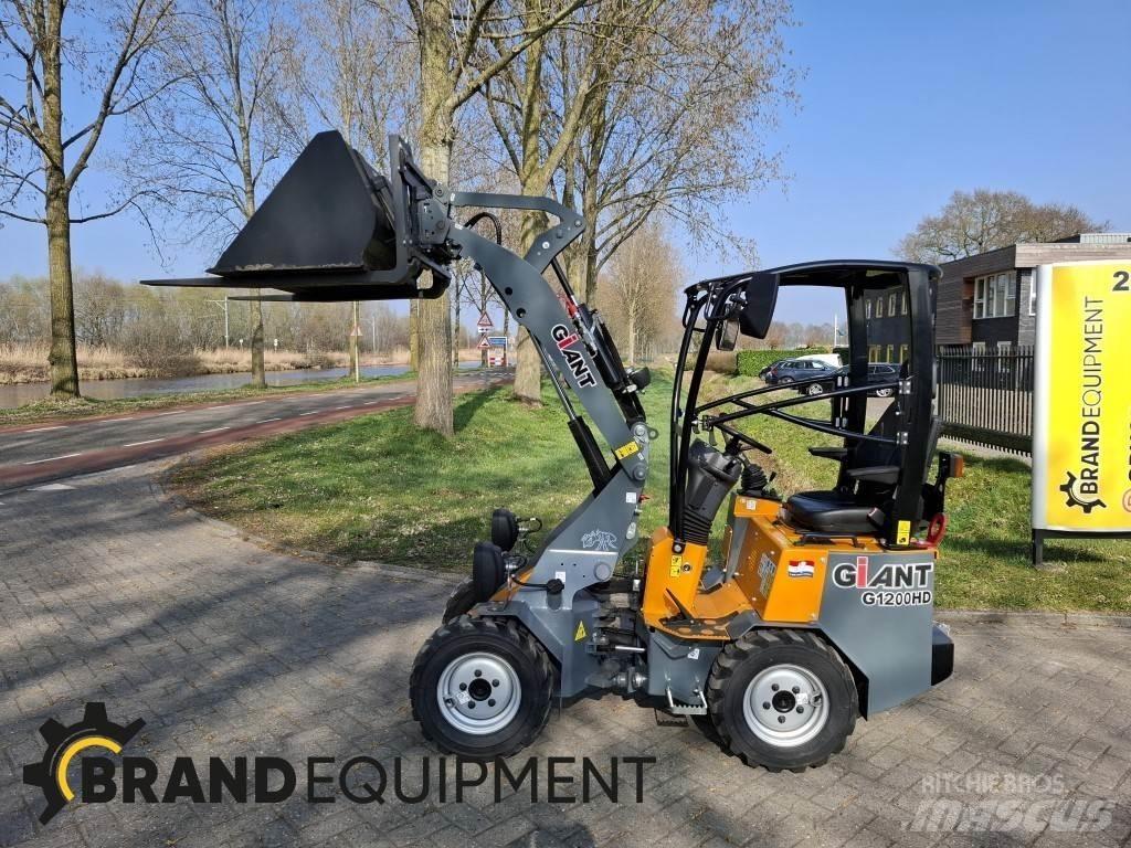 GiANT G1200HD Ładowarki kołowe