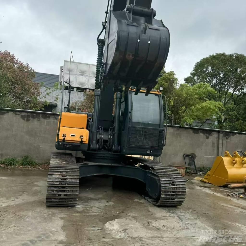 Hyundai R220LC-9S Koparki gąsienicowe