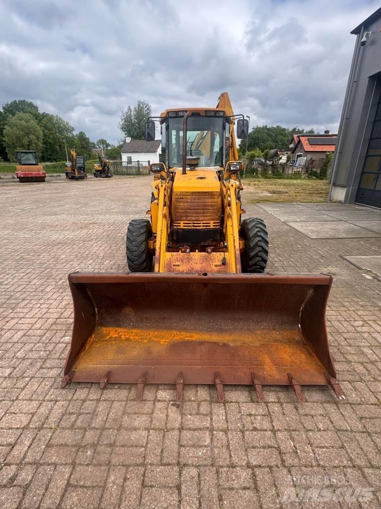 Komatsu WB 97 R-5EO Koparko-ładowarki