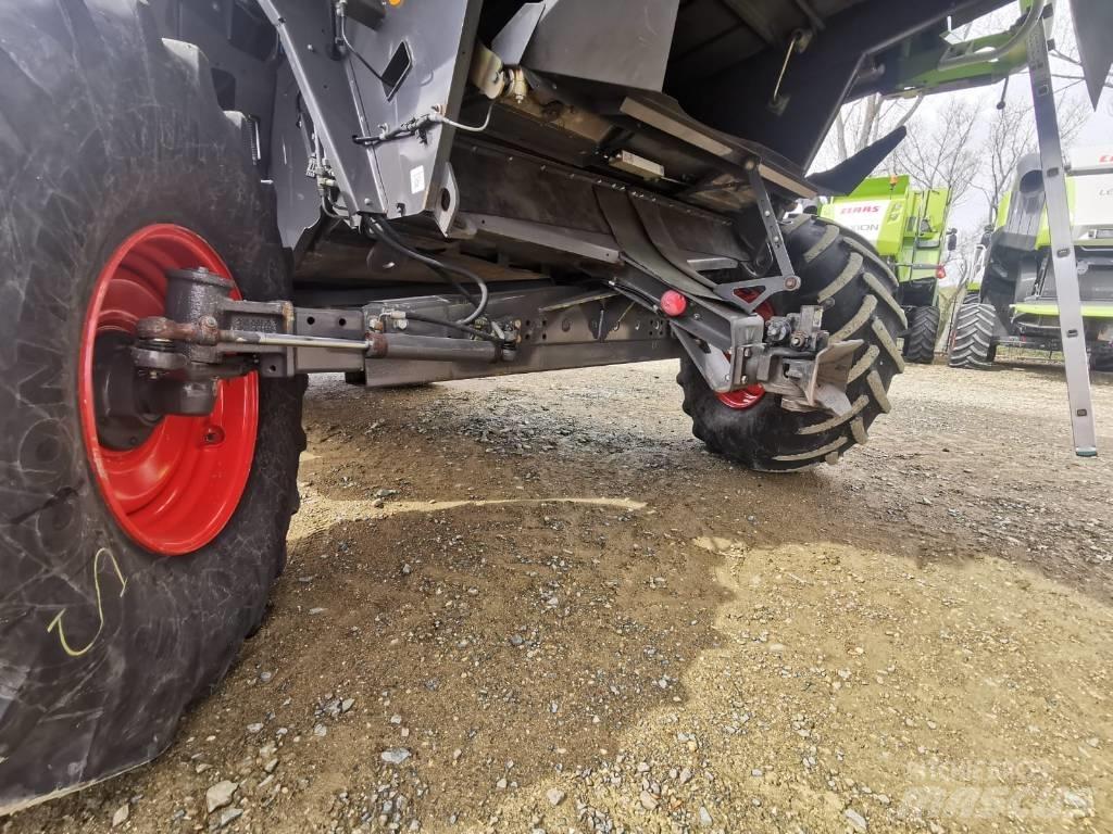 CLAAS Lexion 650 Kombajny zbożowe