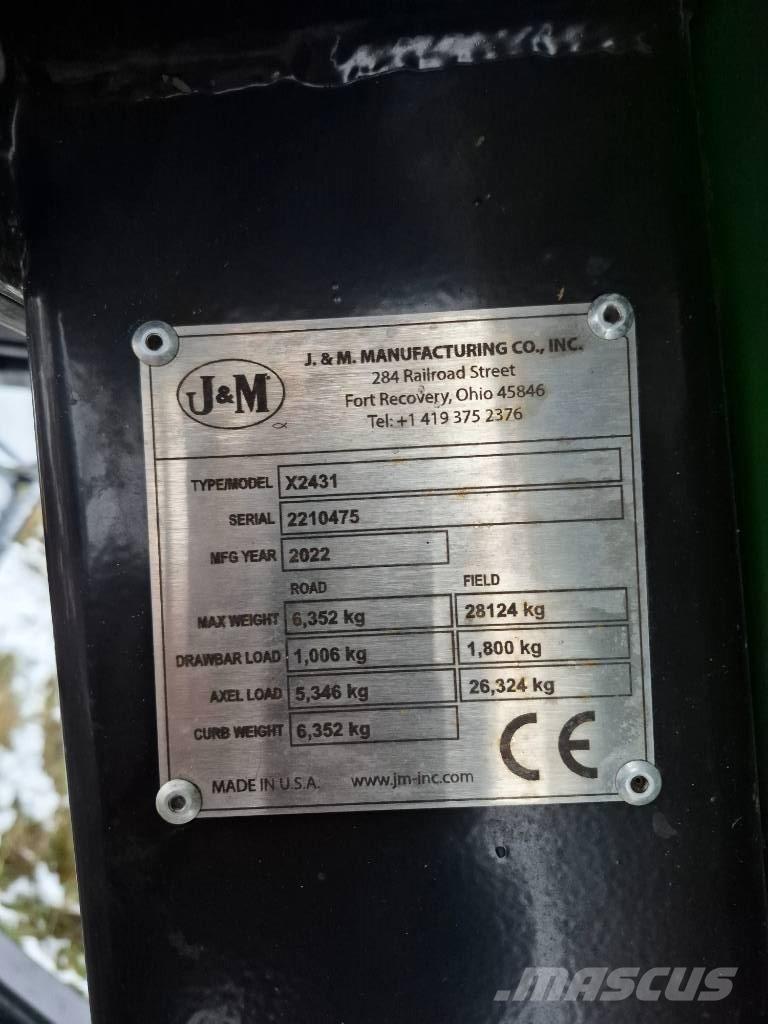 J&M X2431 Przyczepy zbożowe