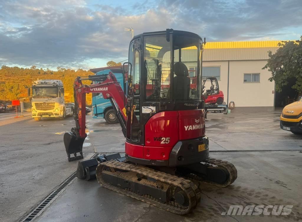 Yanmar Vio 25 Minikoparki