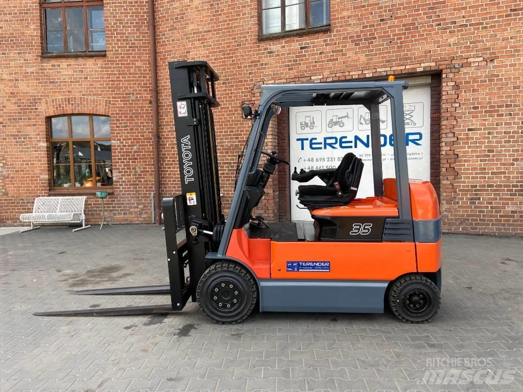 Toyota 7FBMF35 Wózki elektryczne