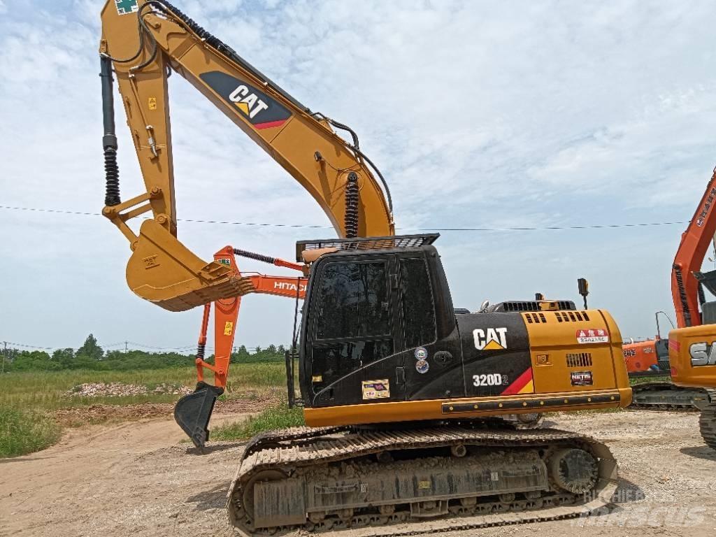 CAT 320D2 Midikoparki  7t - 12t