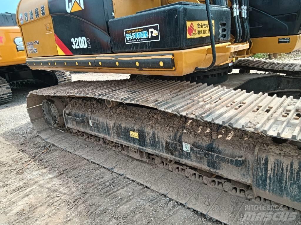 CAT 320D2 Midikoparki  7t - 12t