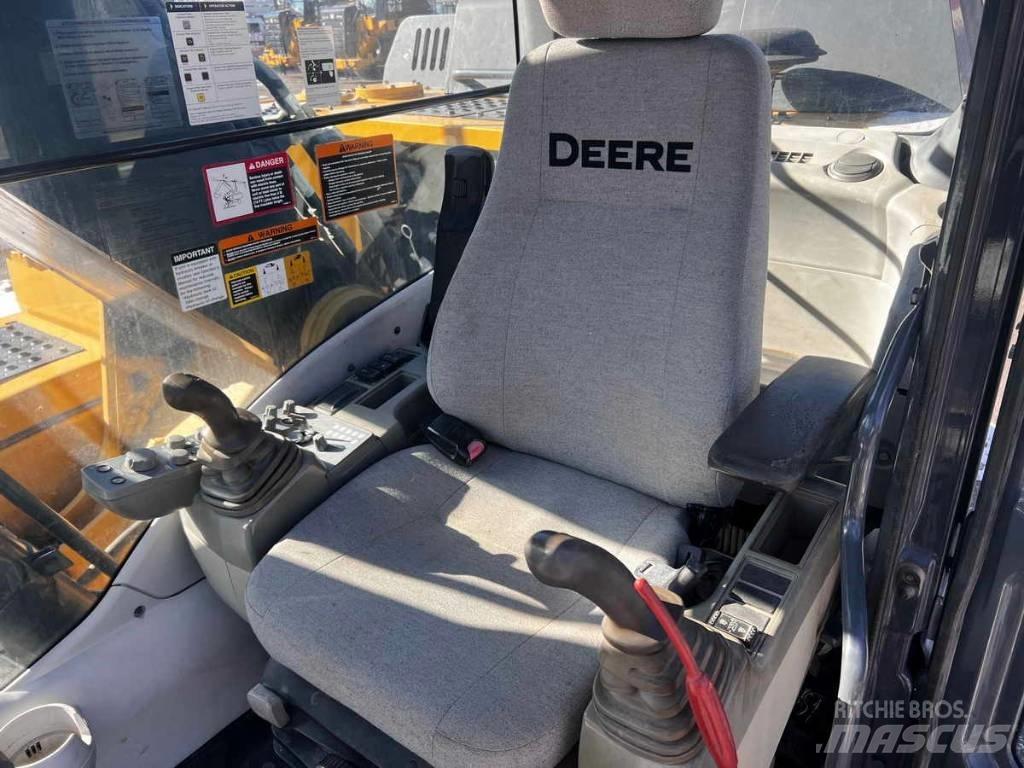 DEERE 210G LC Koparki gąsienicowe