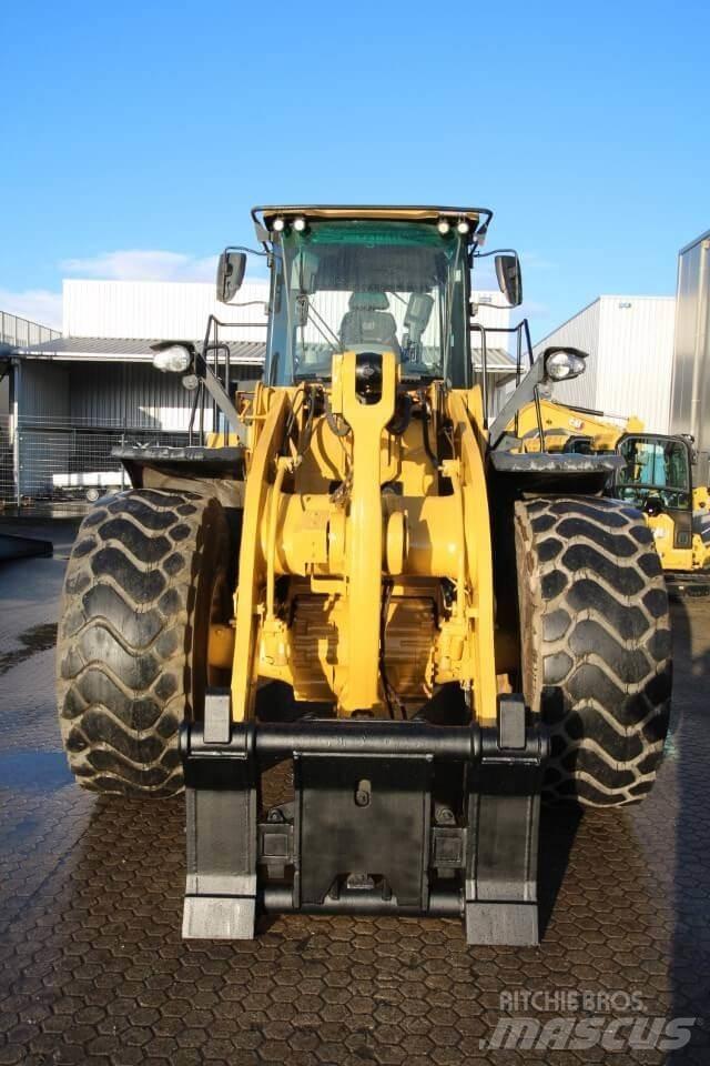 CAT 966M Ładowarki kołowe