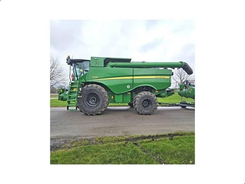 John Deere S 790 Kombajny zbożowe