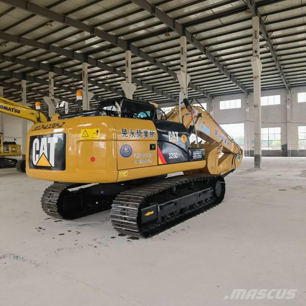 CAT 320 D2 Koparki gąsienicowe
