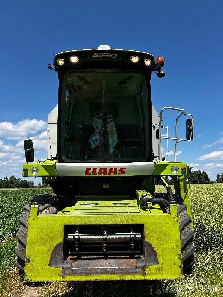 CLAAS Avero 240 Kombajny zbożowe