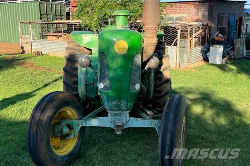John Deere Lance Ciągniki rolnicze