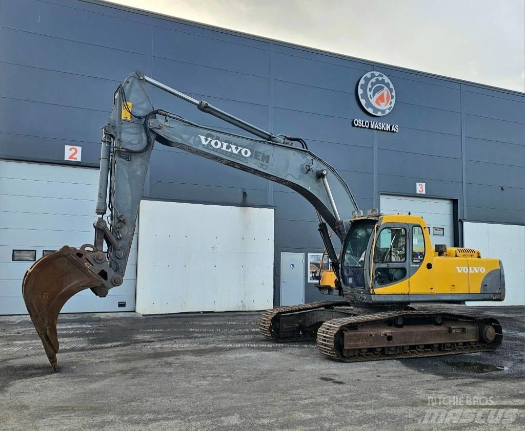 Volvo EC 240 LC Koparki gąsienicowe