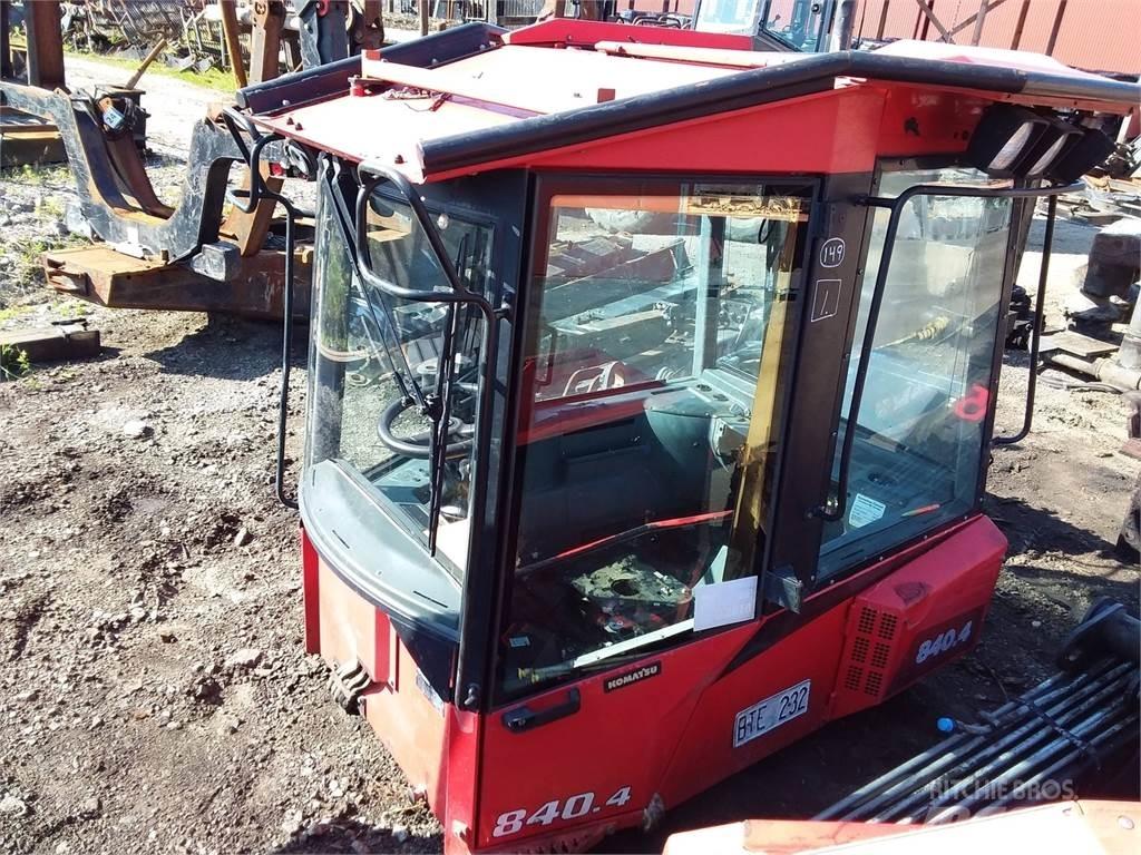 Komatsu 840.4 Kabiny i wnętrze