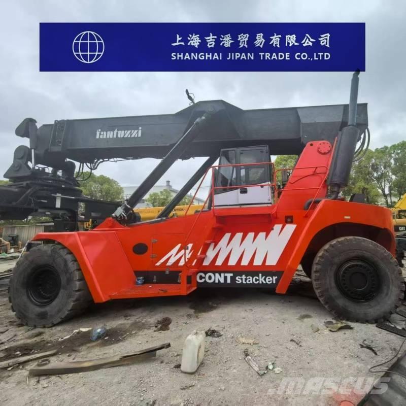 Fantuzzi CS 45 KM Wózki typu Reachstacker