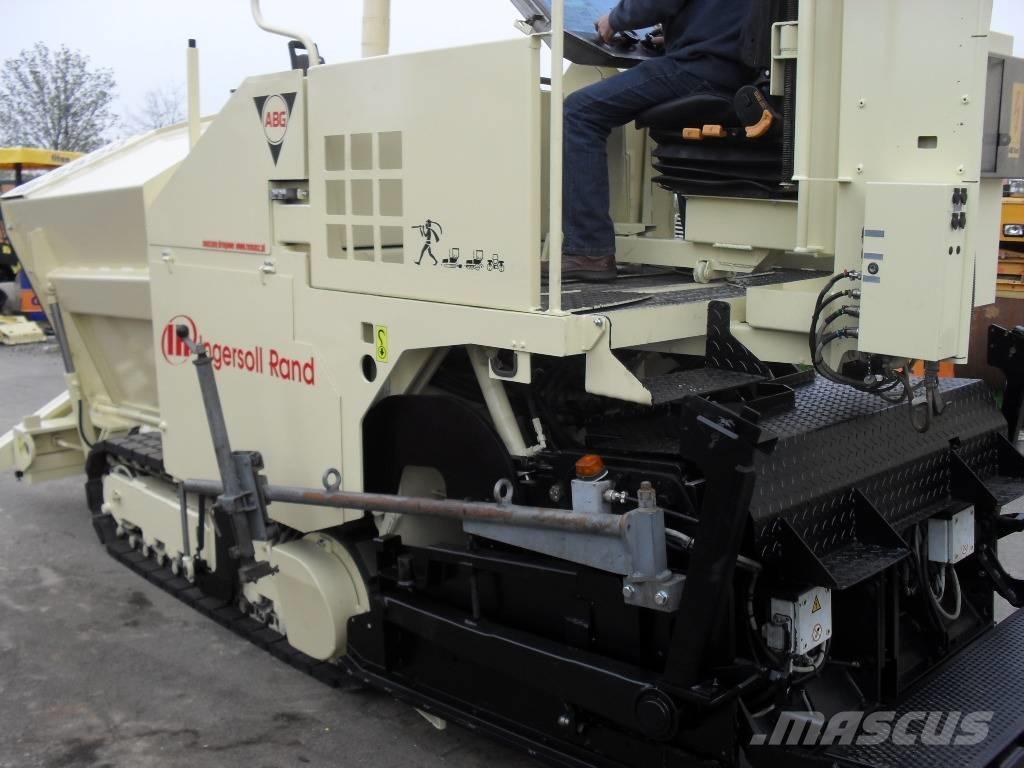 ABG Titan 2820 Rozściełacze do asfaltu